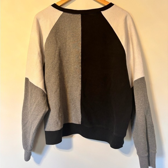 Juicy Couture For UO Color Block Crew-Neck Sweatshirt - Picture 7 of 8